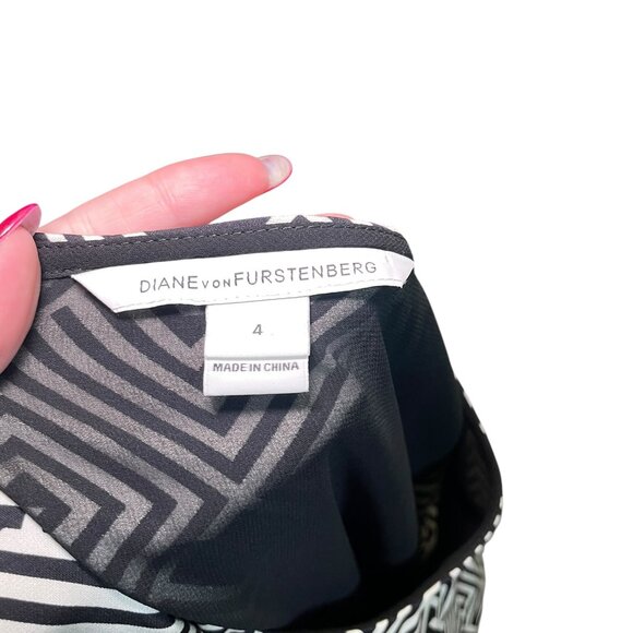 Diane von Furstenberg Black White Geometric Silk Dress Size 4 - Picture 3 of 6